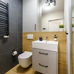 Apartament West Sky - Classic Gold&silver - Perłowa Przystań