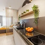 West Sky - Classic Gold&silver - Perłowa Przystań Apartament Kołobrzeg