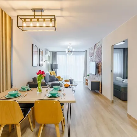 Apartament West Sky - Classic Gold&silver - Perłowa Przystań Kołobrzeg