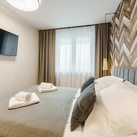 Apartament West Sky - Classic Gold&silver - Perłowa Przystań