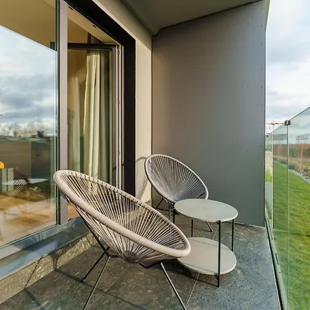Apartament West Sky - Classic Gold&silver - Perłowa Przystań